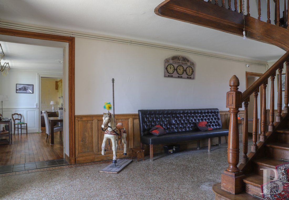 A 19th century chateau and surrounding park available for film projects in Saône-et-Loire, in the south of Morvan - photo  n°8